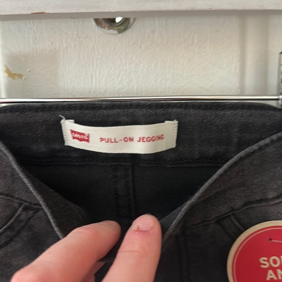 *FINAL* LEVI'S GIRLS PULL-ON JEGGING: BLACK/LEOPARD: NWT: SZ 4 REGULAR - Picture 3 of 3